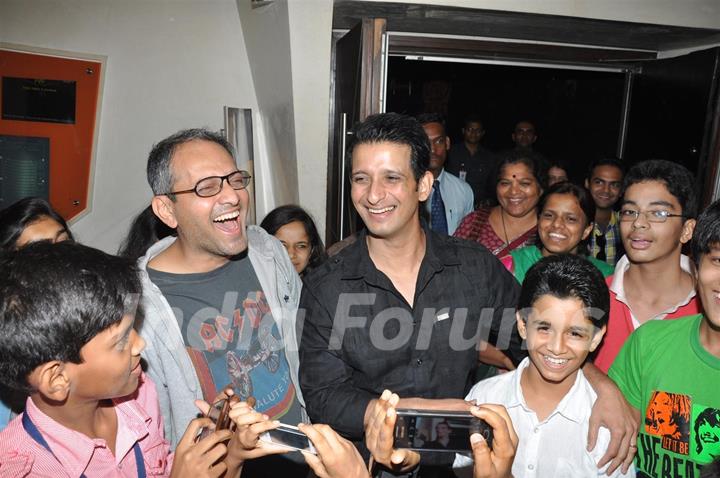 Sharman Joshi, Rajesh Mapuskar and Ritwik Sahore at Film Ferrari Ki Sawaari Kids Special Screening