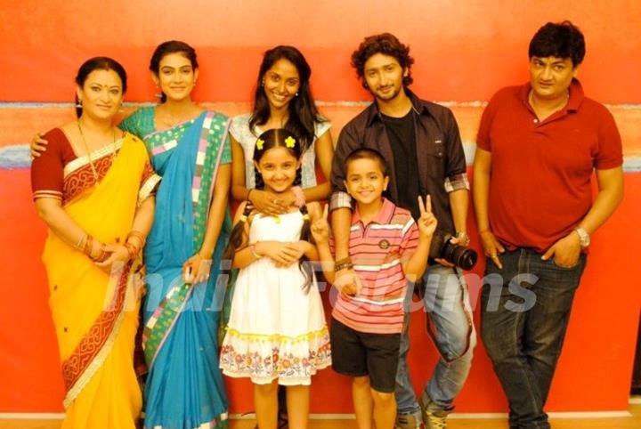 Kunal Karan Kapoor, Aakanksha Singh, Vishesh Bansal, Rinku Karmarkar and Ashnoor Kaur