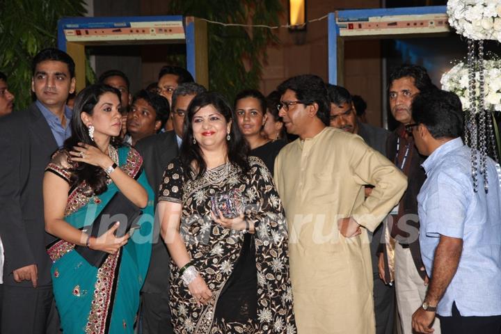 Sharmila Thackeray and Raj Thackeray at Esha Deol's Wedding Reception