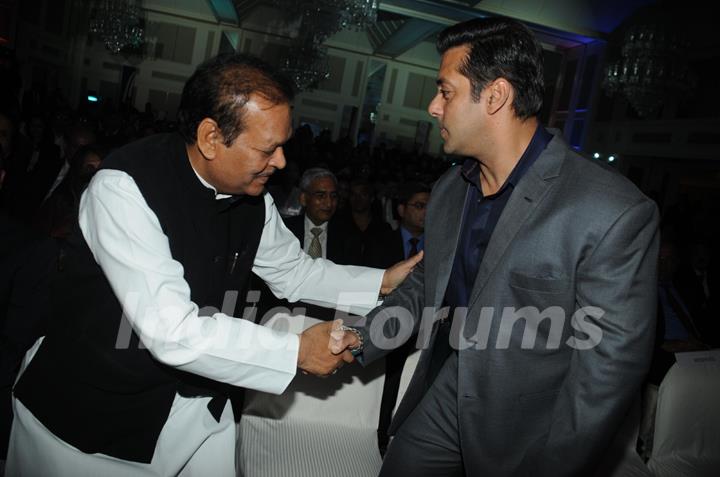 Salman Khan at the 8th Indo-American Corporate Excellence Awards