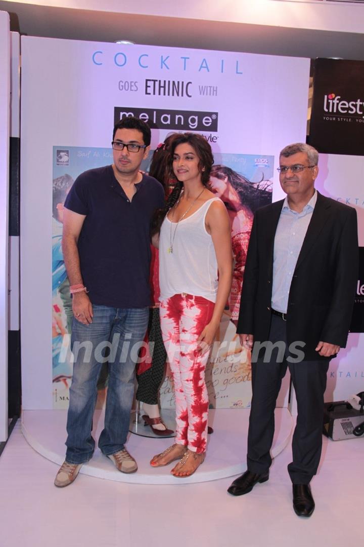 Deepika Padukone and Dinesh Vijan Unveils Melange By Lifestyle Ethnic Cocktail Film Look