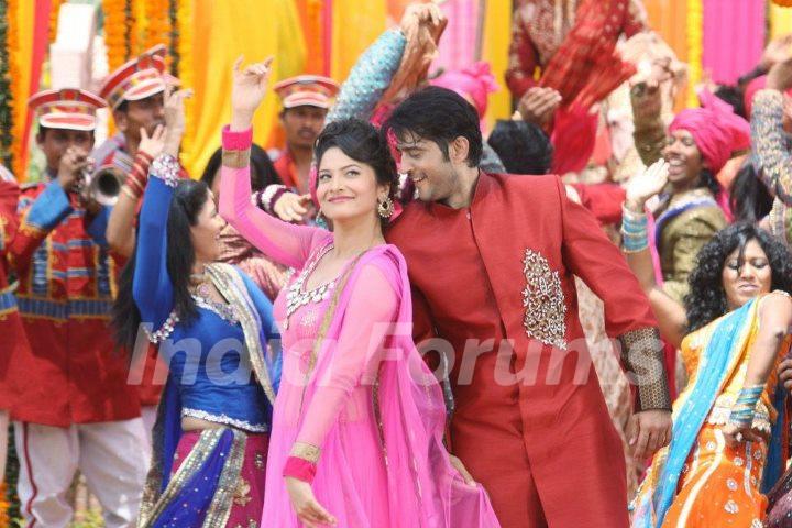 Ankita Lokhande and Hiten Tejwani Performing In Punar Vivah