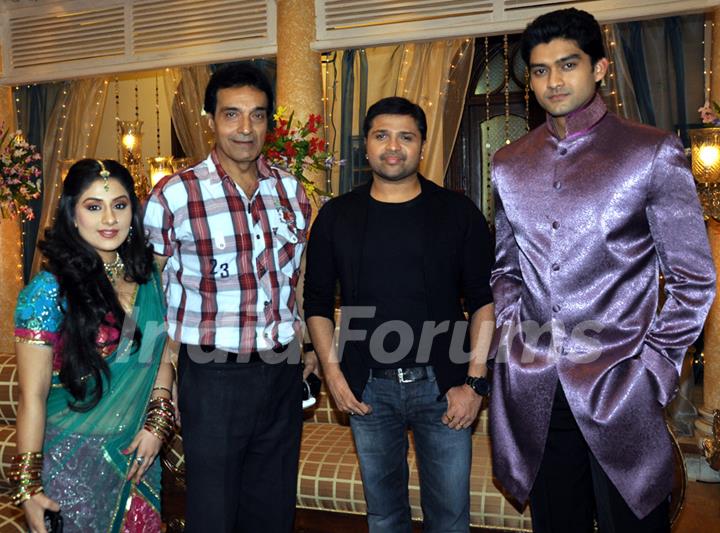 Ankita sharma, Dheeraj kumar, Himesh & Aditya Redij