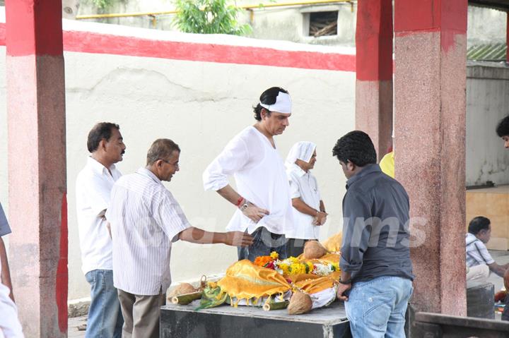 B.R Ishara Cremated at Pawan Hans Crematorium in Juhu, Mumbai