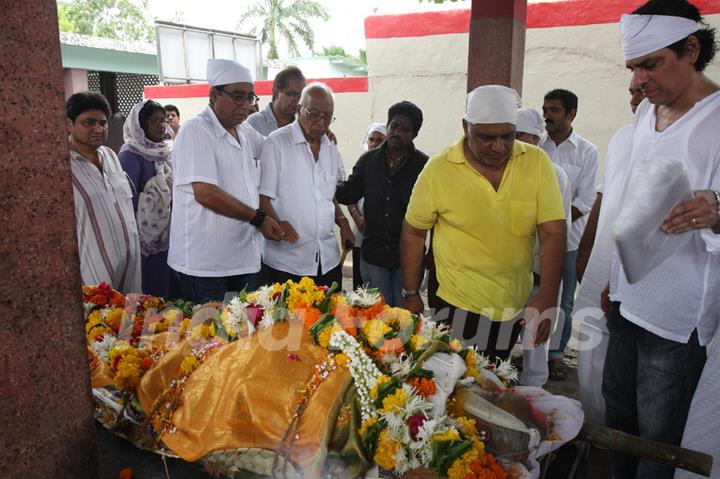 B.R Ishara Cremated at Pawan Hans Crematorium in Juhu, Mumbai