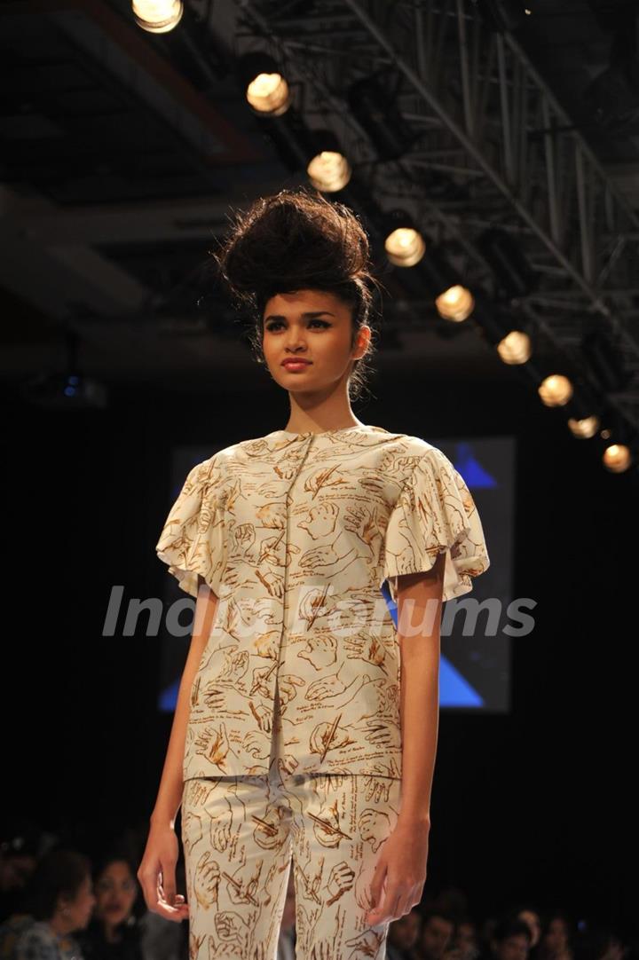 Designer Aarti Vijay Gupta 2nd. Day at Lakmé Fashion Week Winter Festive 2012