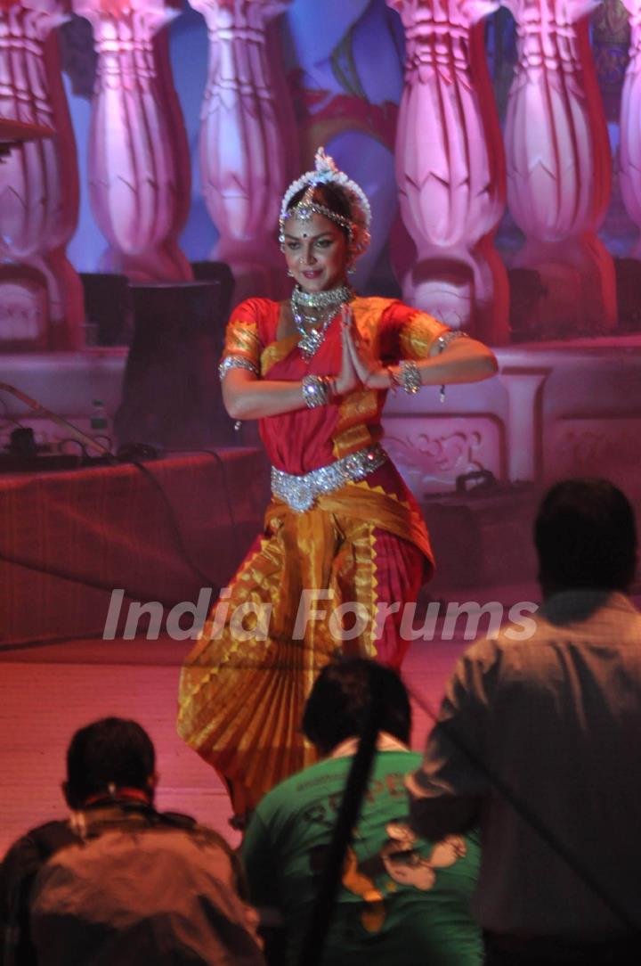 Bollywood actress Esha Deol attended the Dahi Handi as part of the Janmashtami celebrations in Mumbai. .