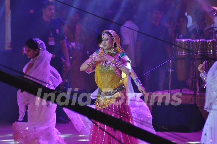TV personality Shwetha Tiwari  attended the Dahi Handi as part of the Janmashtami celebrations in Mumbai. .