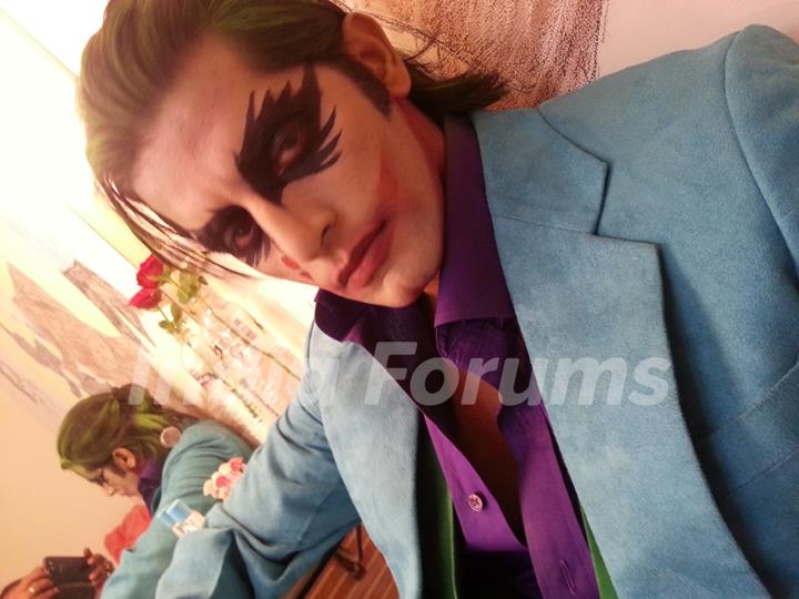 Karanvir Bohra as Joker