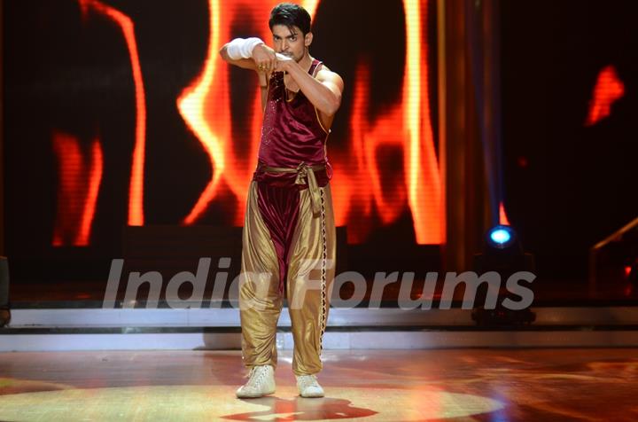 Gurmeet Choudhary in Jhalak Dikhhla Jaa 3