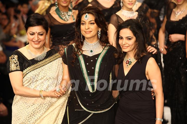 Kays Jewels presented timeless elegance at the IIJW 2012