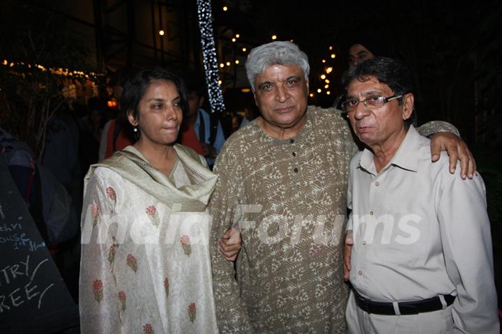 Shabana Azmi, Javed Akhtar and Javed Khan at Prayer Meet of AK Hangal