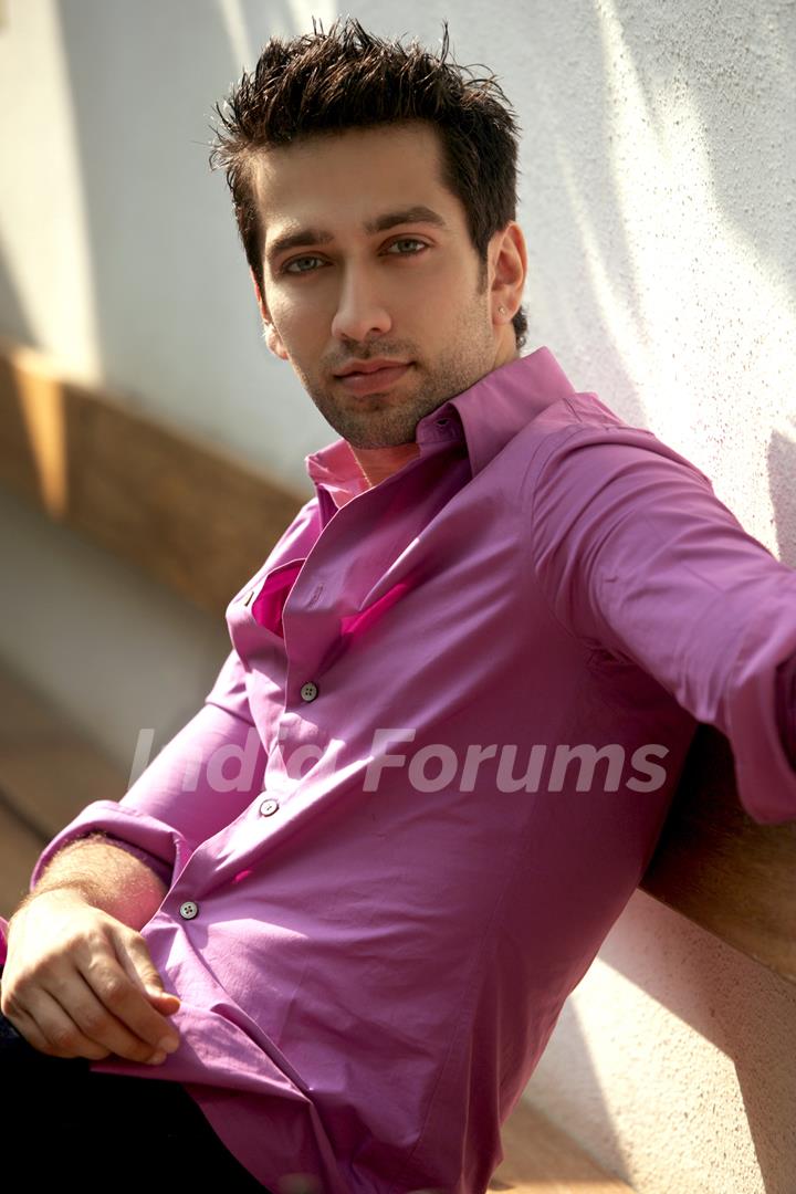 Nakuul Mehta