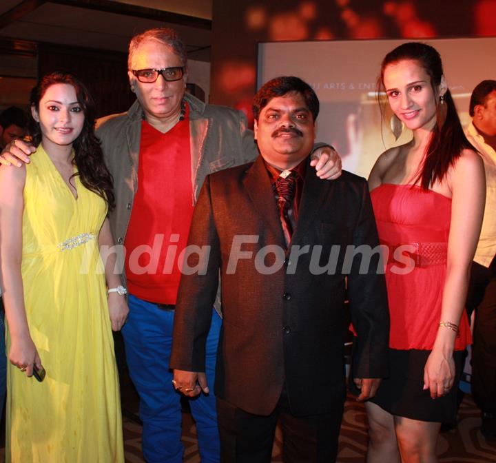 Devshi Haduri, Aditya Raj Kapoor, Shankar Nagre, Christie bourcq at music launch of The Strugglers