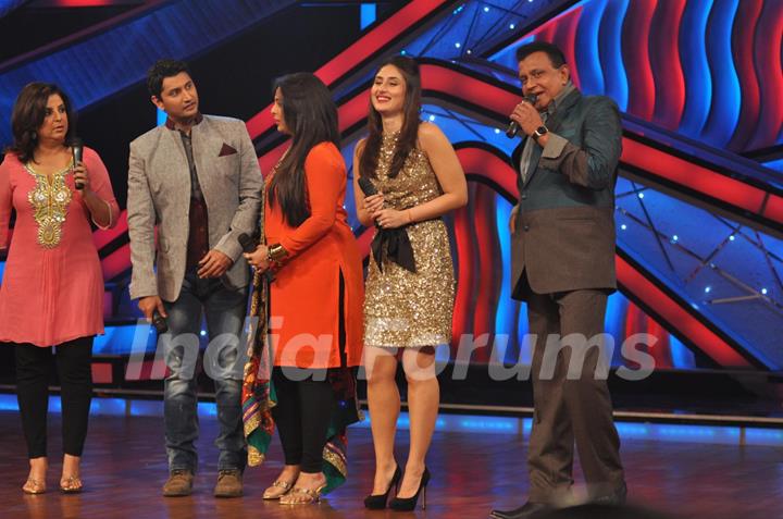 Farah Khan, Marzi, Geeta Kapoor, Kareena Kapoor, Mithun on The Sets of Dance India Dance