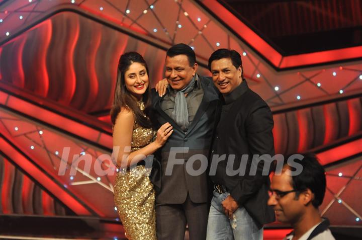 Kareena Kapoor, Mithun Chakraborty and Madhur Bhandarkar promoting Film Heroine on The Sets of Dance