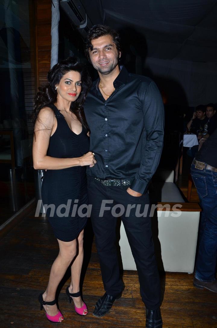 Chetan Hansraj with wife Lavina at Munisha Khatwani Birthday Bash