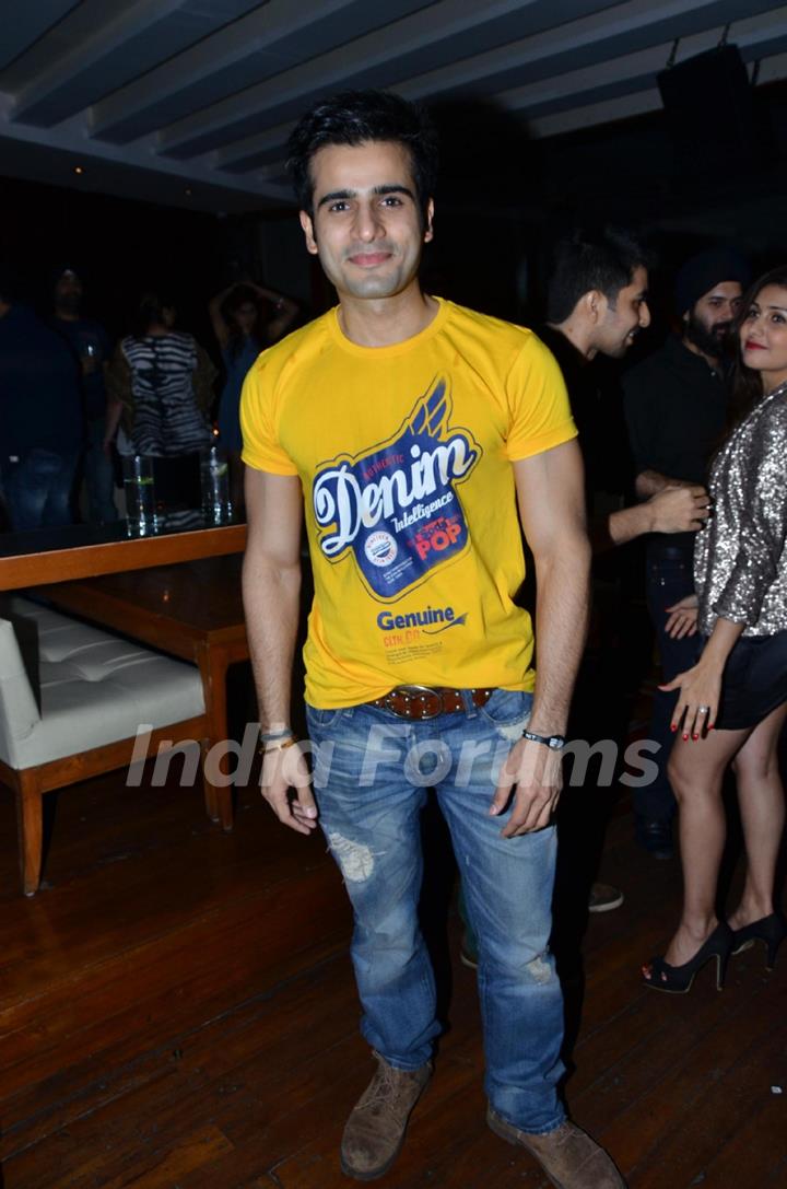 Karan Tacker at Munisha Khatwani Birthday Bash