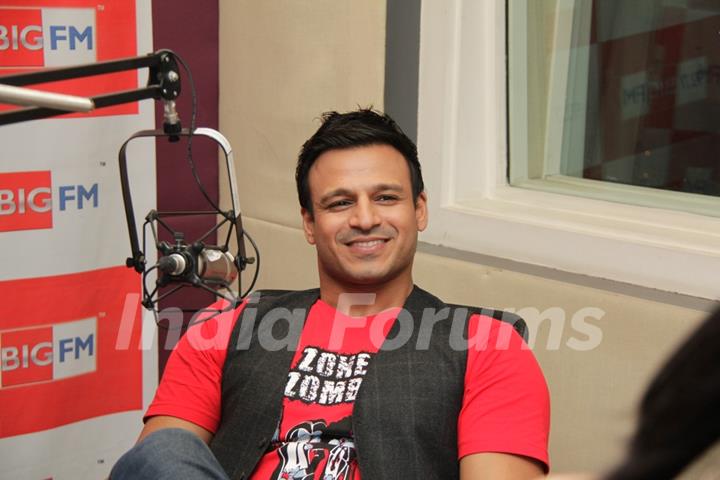 Vivek Oberoi at 92.7 BIG FM promoting film Kismat Love Paisa Dilli