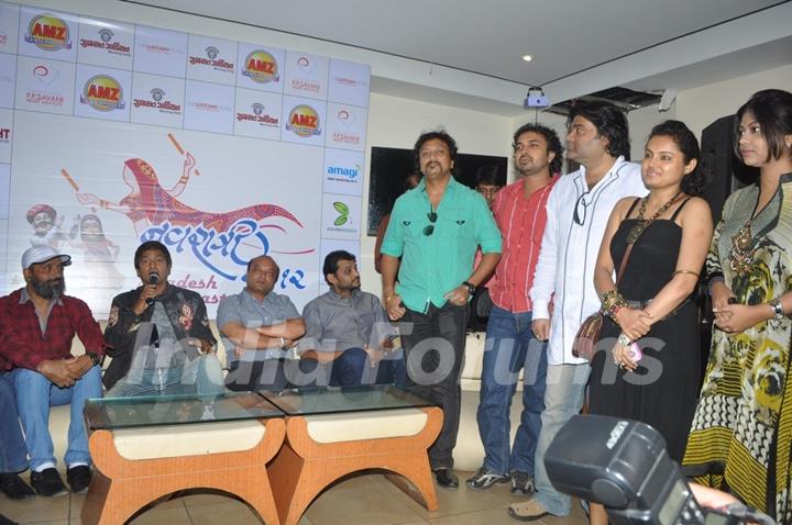 AMZ announced navratri 2012 with Aadesh Shrivastav