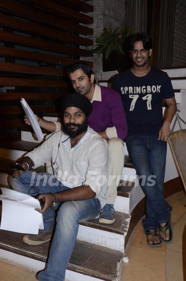 Barun Sobti with Crew of IPKKND