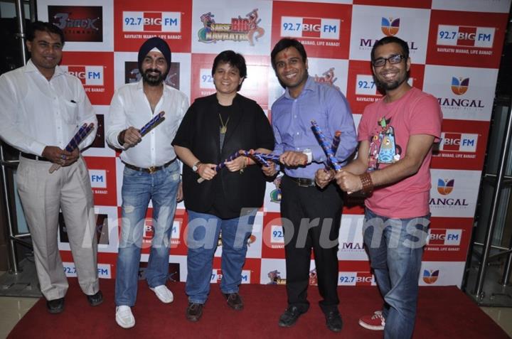 Falguni Pathak at 92.7 FM to announce the biggest navratri utsav