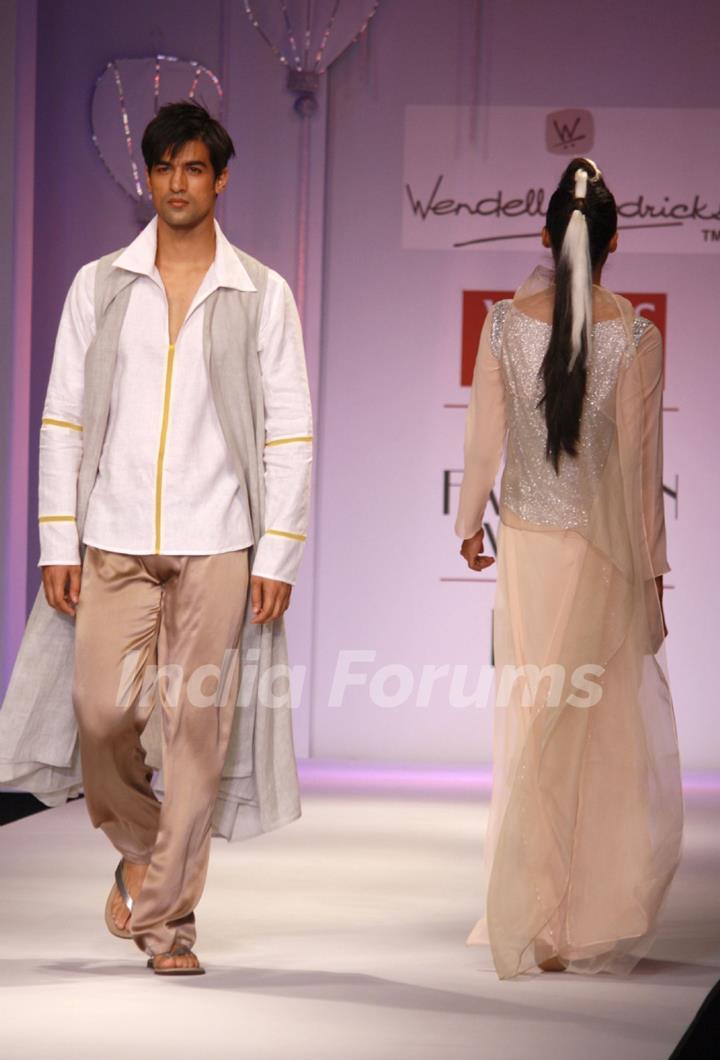 Designer Wendell Rodricks Wills Lifestyle India fashion week 2013