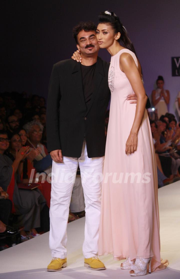 Designer Wendell Rodricks Wills Lifestyle India fashion week 2013