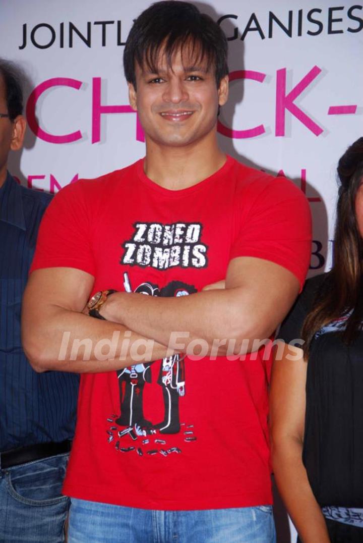 Bollywood actror Vivek Oberoi at the launch of Free Eye Check-Up Campaign jointly organised by Western India Film Producers Association & Lions Club of Millennium in Mumbai.