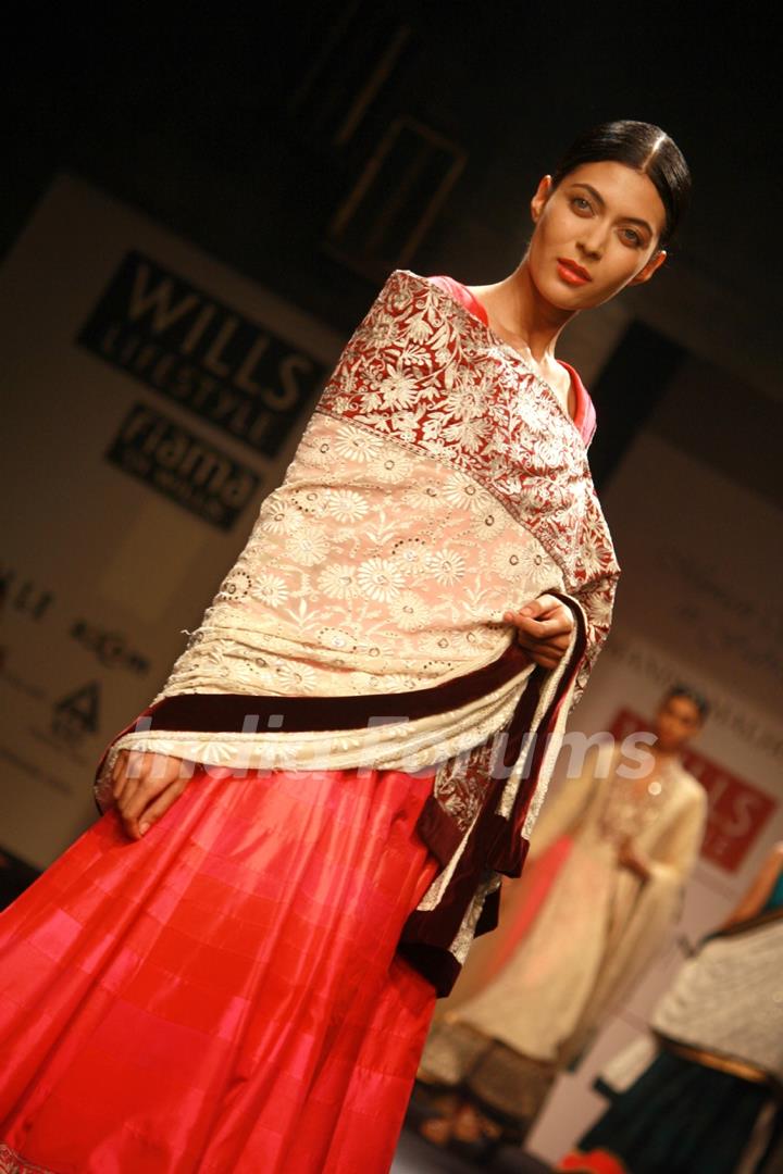 Models walk on the ramp for designer Manish Malhotra Wills Lifestyle India Fashion Week 2013 in New Delhi. (Photo: IANS/Amlan)