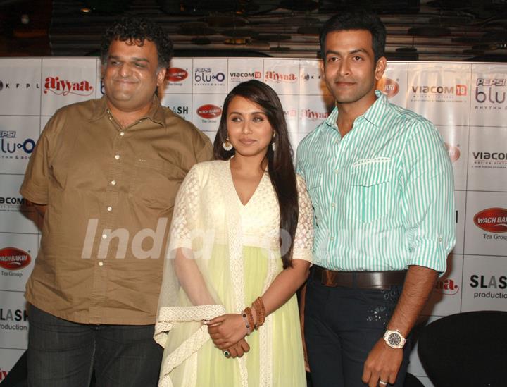 Bollywood actress Rani Mukherjee and Director Sachin Kundalkar with Malayalam film actor Prithviraj at a press meet to promote their film ''Aiyyaa, in New Delhi. (Photo: IANS/Amlan)