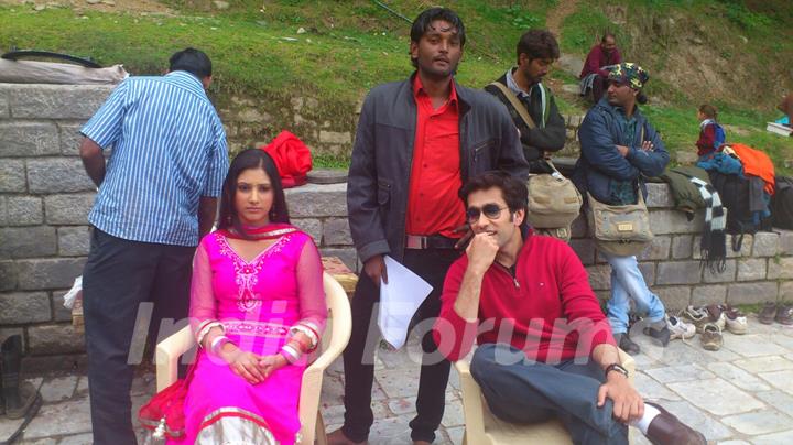 Disha and Nakuul on the set of Pyaar Ka Dard Hai.