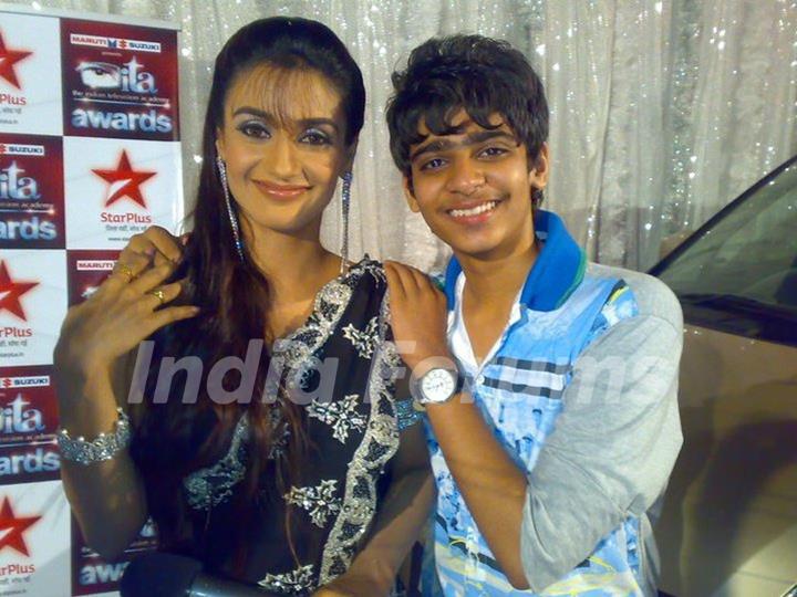 Rati Pandey with her fan