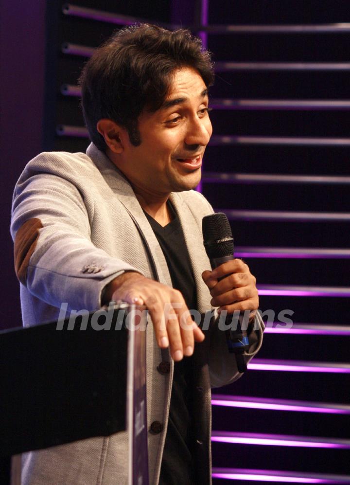 Vir Das at the  Watch World Awards Function in Gurgaon (Photo IANS/Amlan)