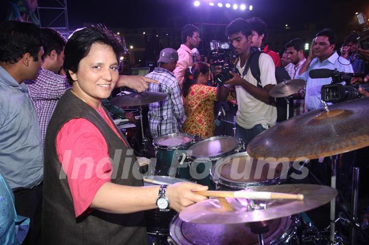 Falguni Pathak grand rehearsal for upcoming Navratri Festival