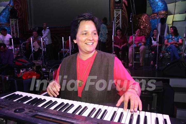 Bollywood singer Falguni Pathak at grand rehearsal for upcoming Navratri Festival in Mumbai