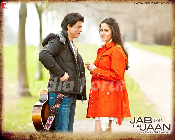 Shah Rukh Khan and Katrina Kaif in Jab Tak Hai Jaan