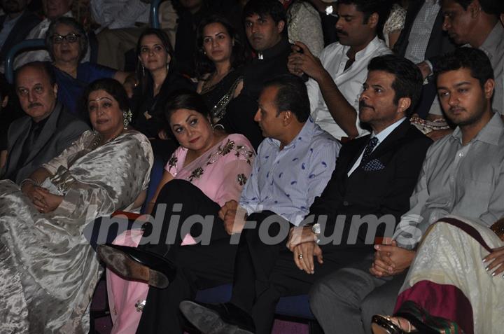 Anupam & Kirron Kher, Tina & Anil Ambani, Anil Kapoor at Opening ceremony of 14 Mumbai Film Festival