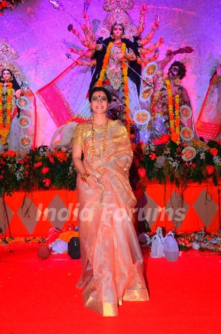 Kajol at North Bombay Sarbojanin Durga Puja 2012 in Juhu, Mumbai.