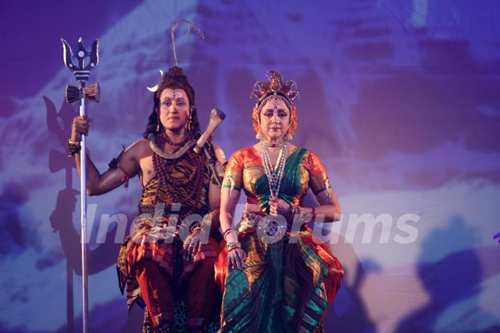 Hema Malini performs dance at North Bombay Sarbojanin Durga Puja Pandal at Hotel Tulip Star in Mumbai