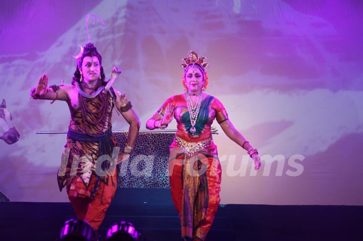 Hema Malini performs dance at North Bombay Sarbojanin Durga Puja Pandal at Hotel Tulip Star in Mumbai