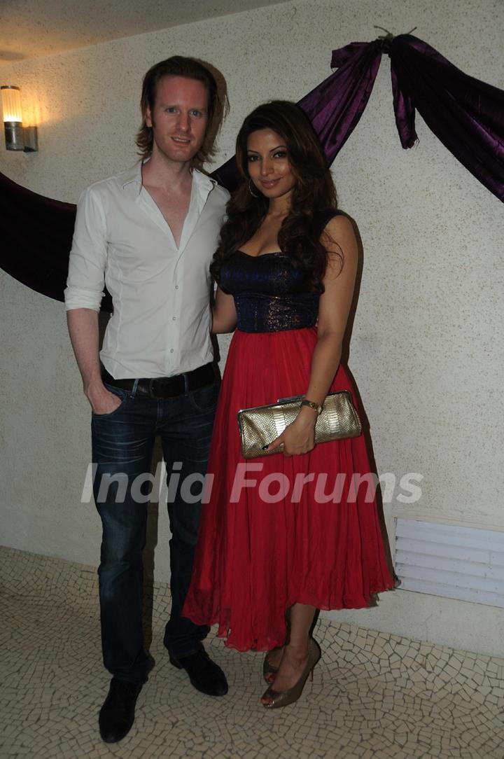 Alex with Shama Sikander at Amy Billimoria B'Day Bash