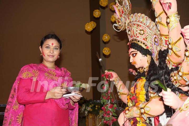 Durga Pooja Celebration 2012 in Mumbai