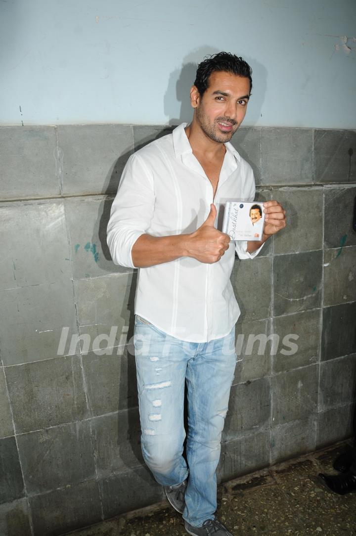 John Abraham unveiled Pankaj Udhas’ new music album Dastkhat at Sophia Bhabha Auditorium in Mumbai