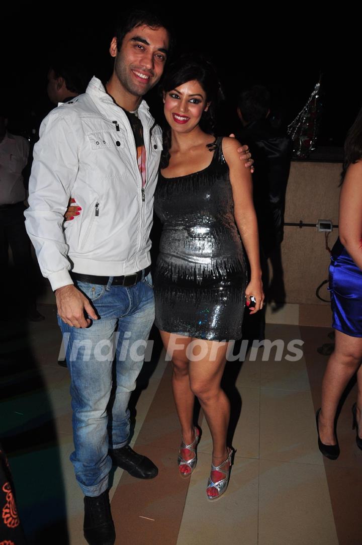 Gurmeet & Debina celebrate his Jhalak success