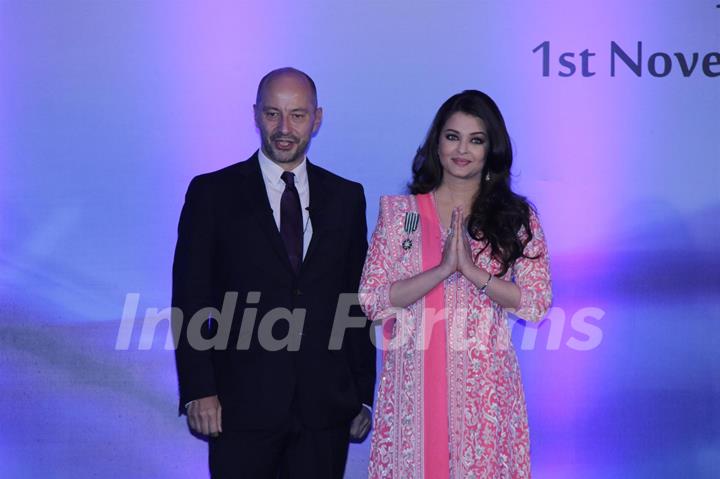 Aishwarya Rai Bachchan to be honoured with French civilian award on her Birthday