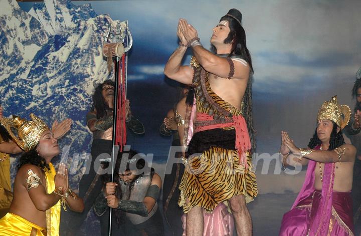 Mohit Raina acted Mahadev in TV show Devon ke Dev Mahadev