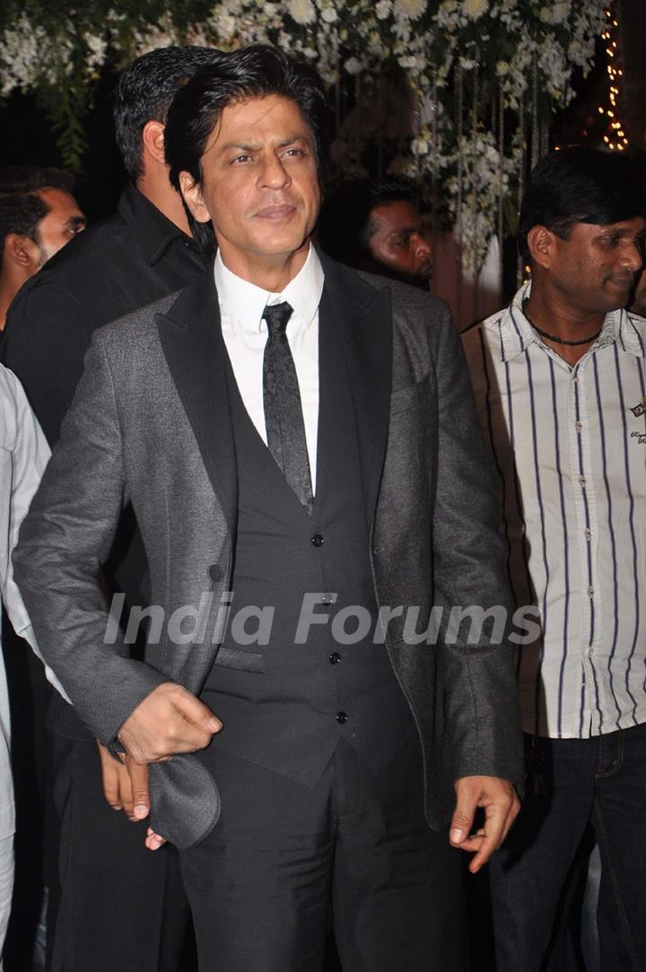 Shahrukh Khan at the wedding reception party of Mahek Shetty