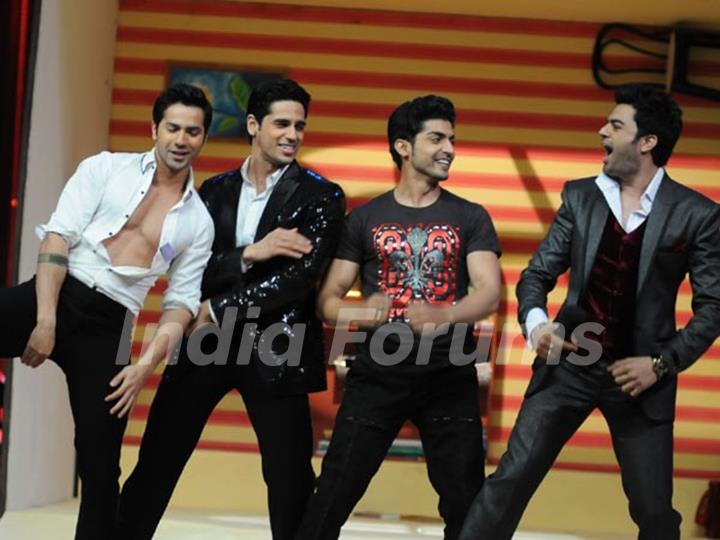 Varun Dhawan, Siddharth Malhotra, Gurmeet Choudhary and Manish Paul