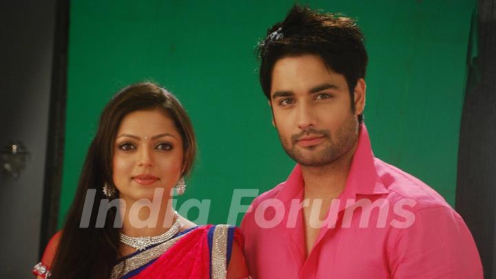 Vivian Dsena and Drashti Dhami